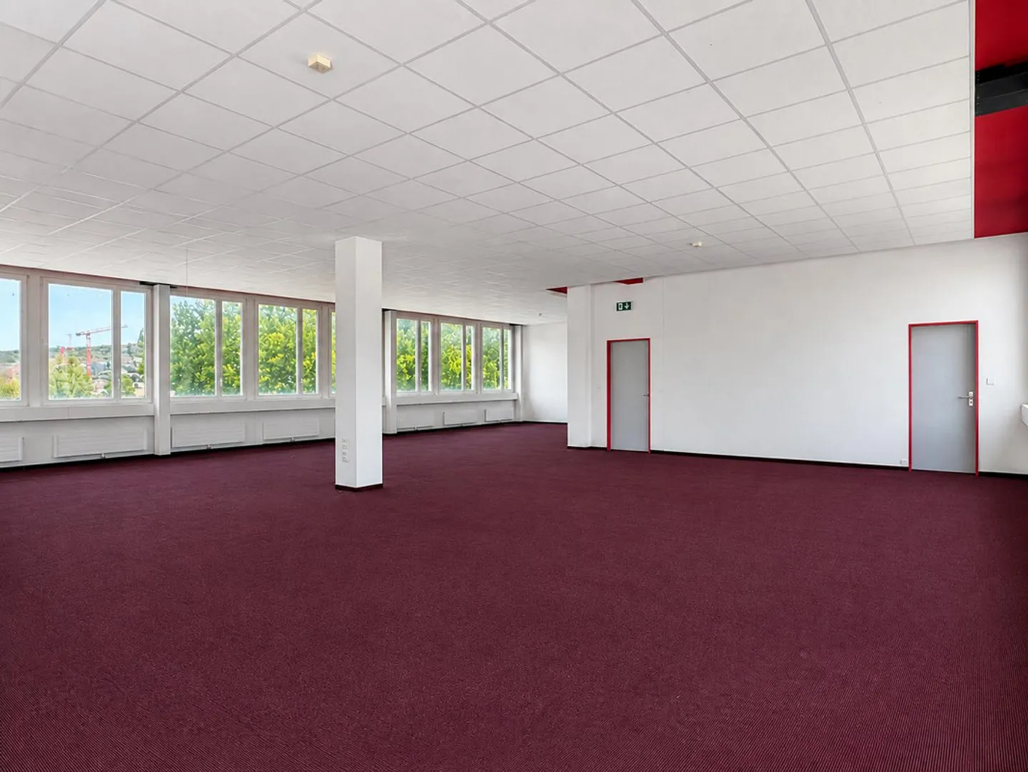 Raum für Visionen: Flexible Gewerbe- & Büroflächen in Beringen - Foto 5 von 8