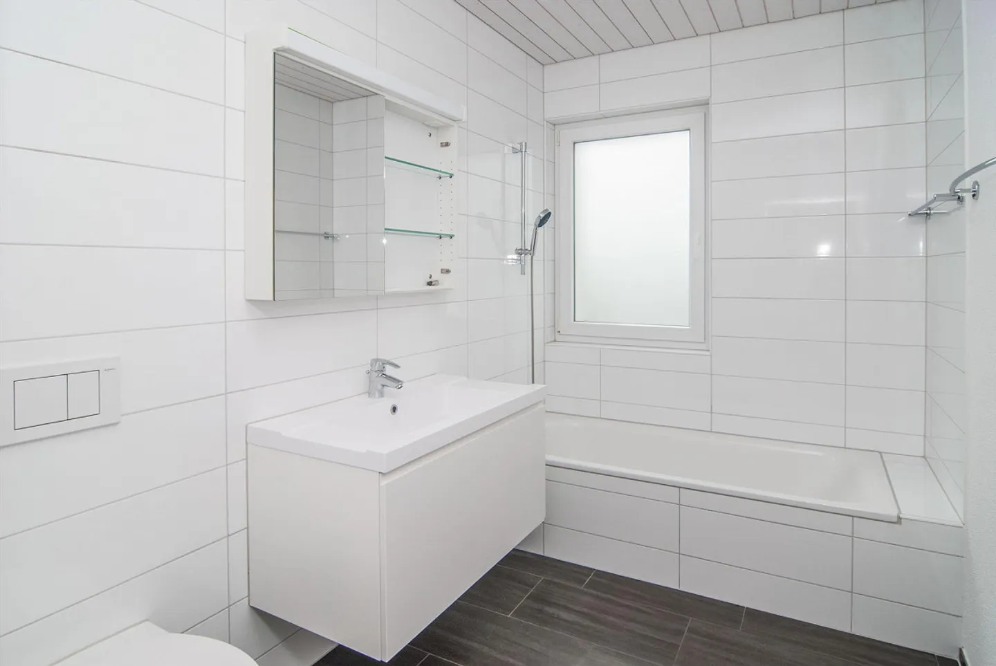 Indirizzo Residenziale Elegante - Foto 4 di 6