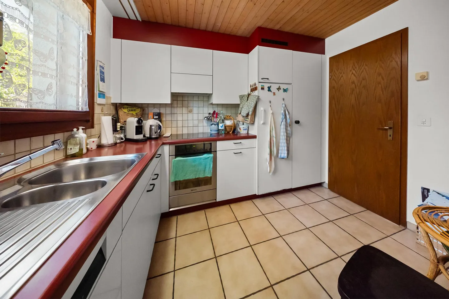 Maison mitoyenne de 4,5 pièces avec grand jardin à Schneisingen - Photo 7 sur 28