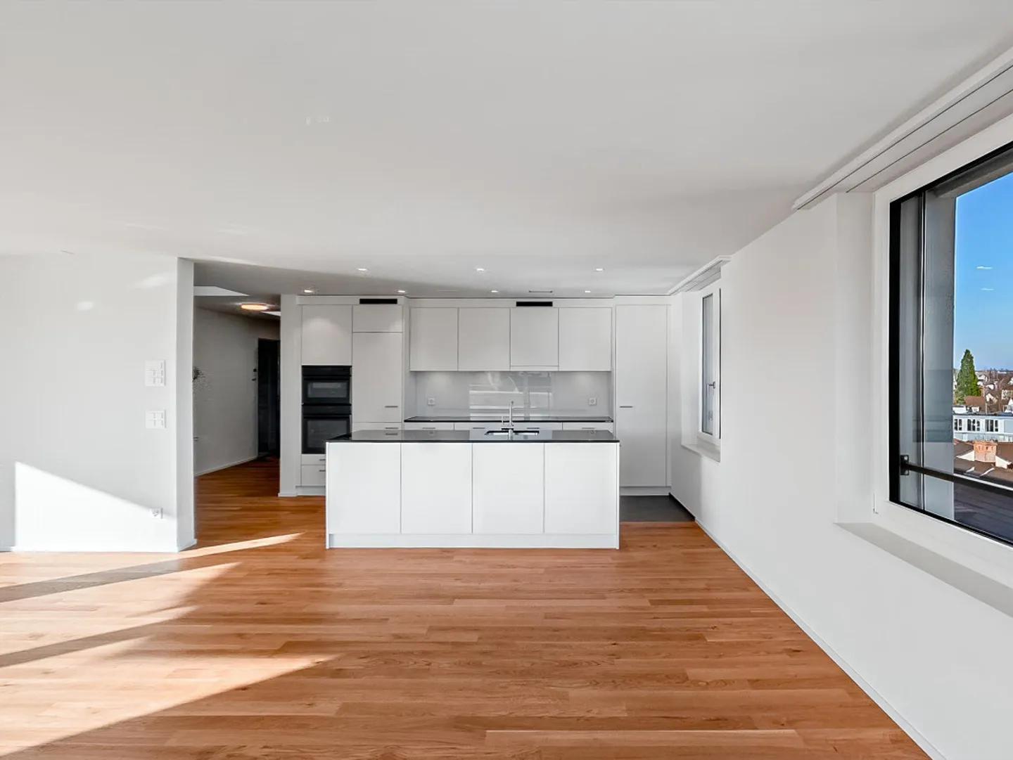 Appartement penthouse de haute qualité avec vue imprenable, calme, emplacement central - Photo 6 sur 13