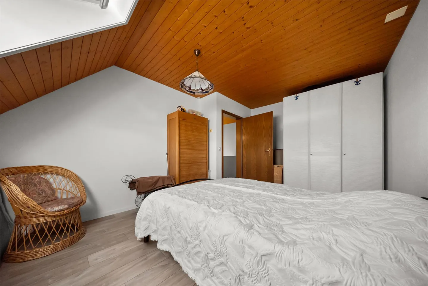 Maison mitoyenne de 4,5 pièces avec grand jardin à Schneisingen - Photo 12 sur 28
