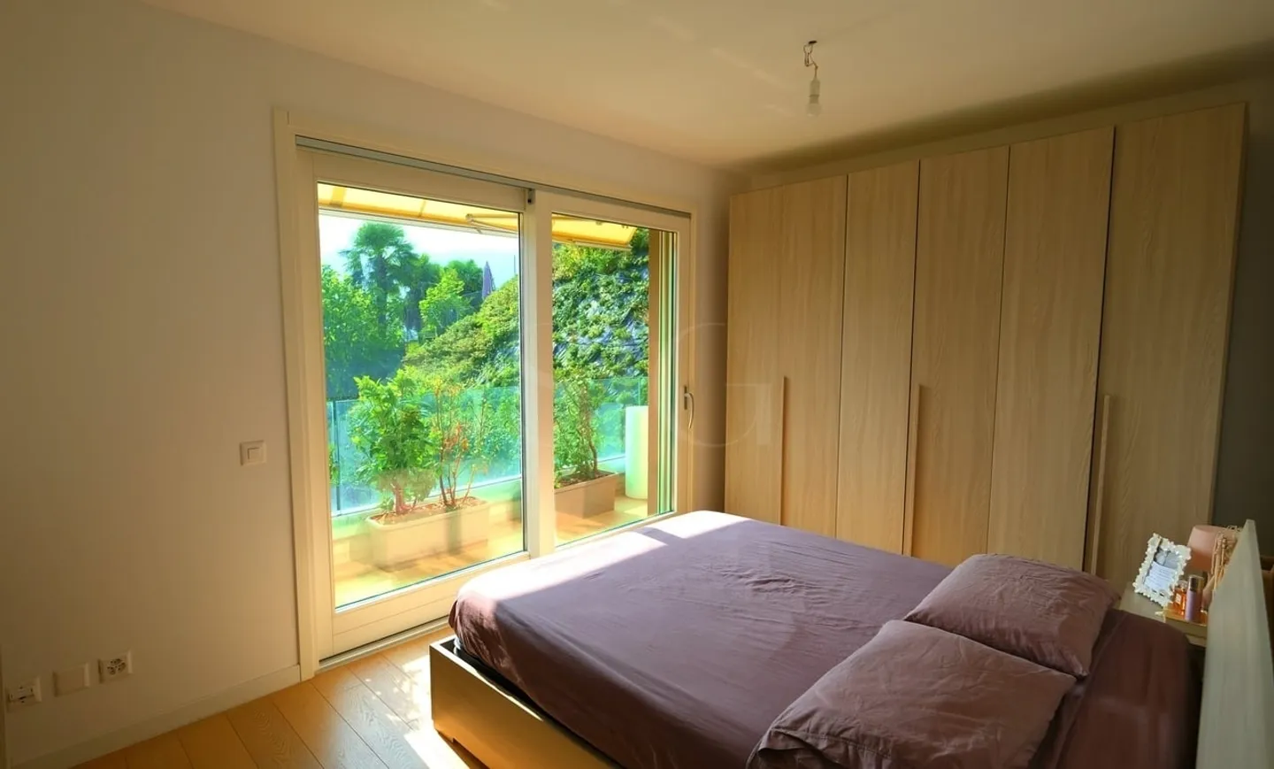 Modernes Apartment mit Seeblick - Foto 3 von 10