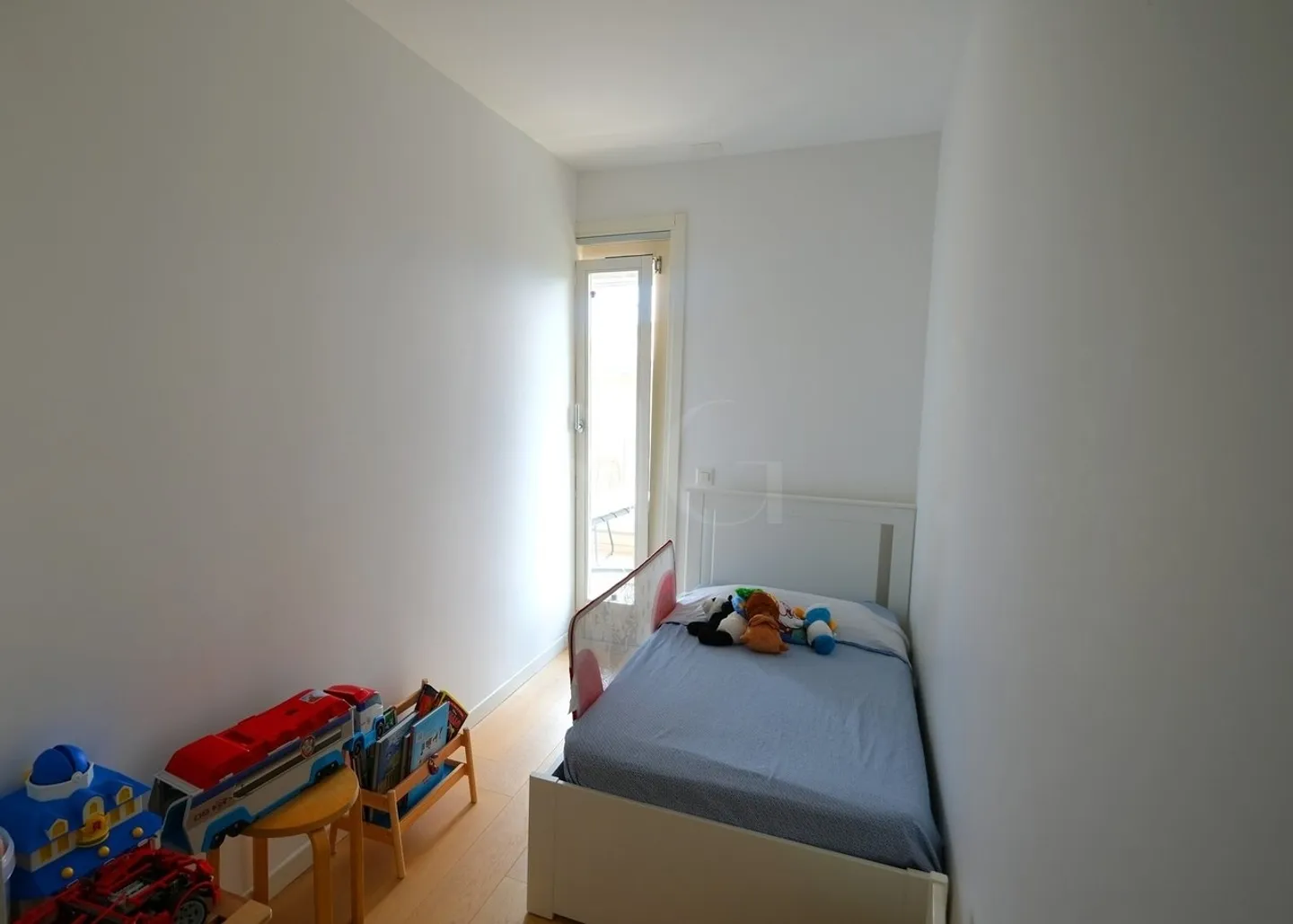 Modernes Apartment mit Seeblick - Foto 8 von 10