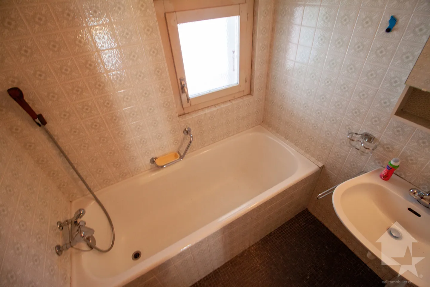 «Maison villageoise de 200 m2 au centre de Varen» - Photo 20 sur 33