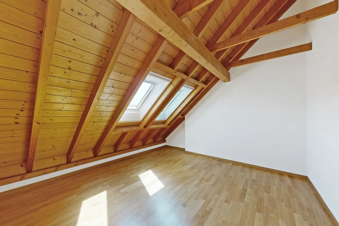 Geräumige Maisonette-Wohnung - Foto 2 von 5