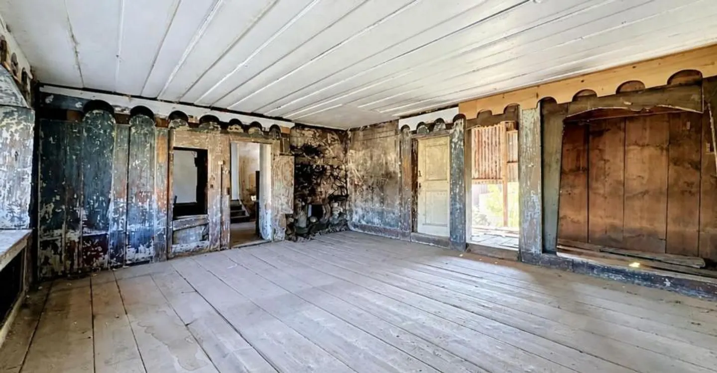 Freiburger Haus zur Umwandlung in 2 Wohnungen mit Baugenehmigung für Erweiterung - Foto 4 von 10