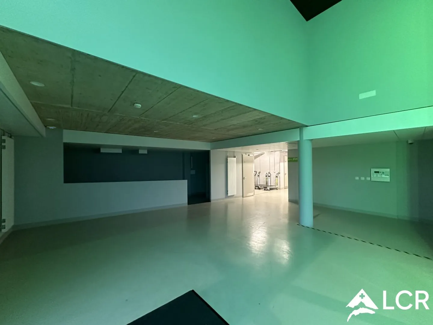 Sichere Räumlichkeiten von 170m2 zur Miete in Morges: ideal für Lager oder Depot, Zugang d - Foto 3 von 10