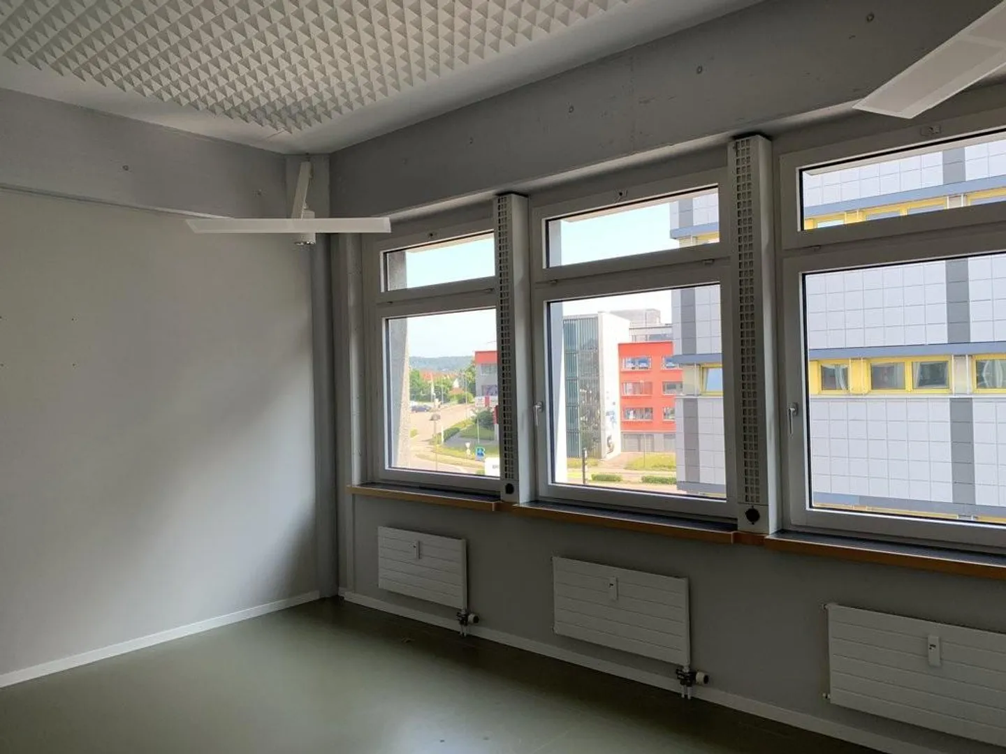Kleinbüro à 19m2 - all-inclusive! - Foto 1 di 4
