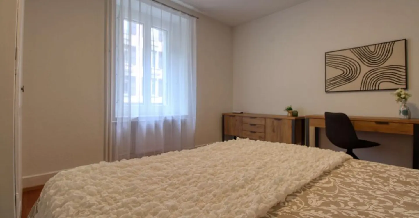 Connected Coliving Life in Lausanne's Sous-Gare District - Photo 7 of 12