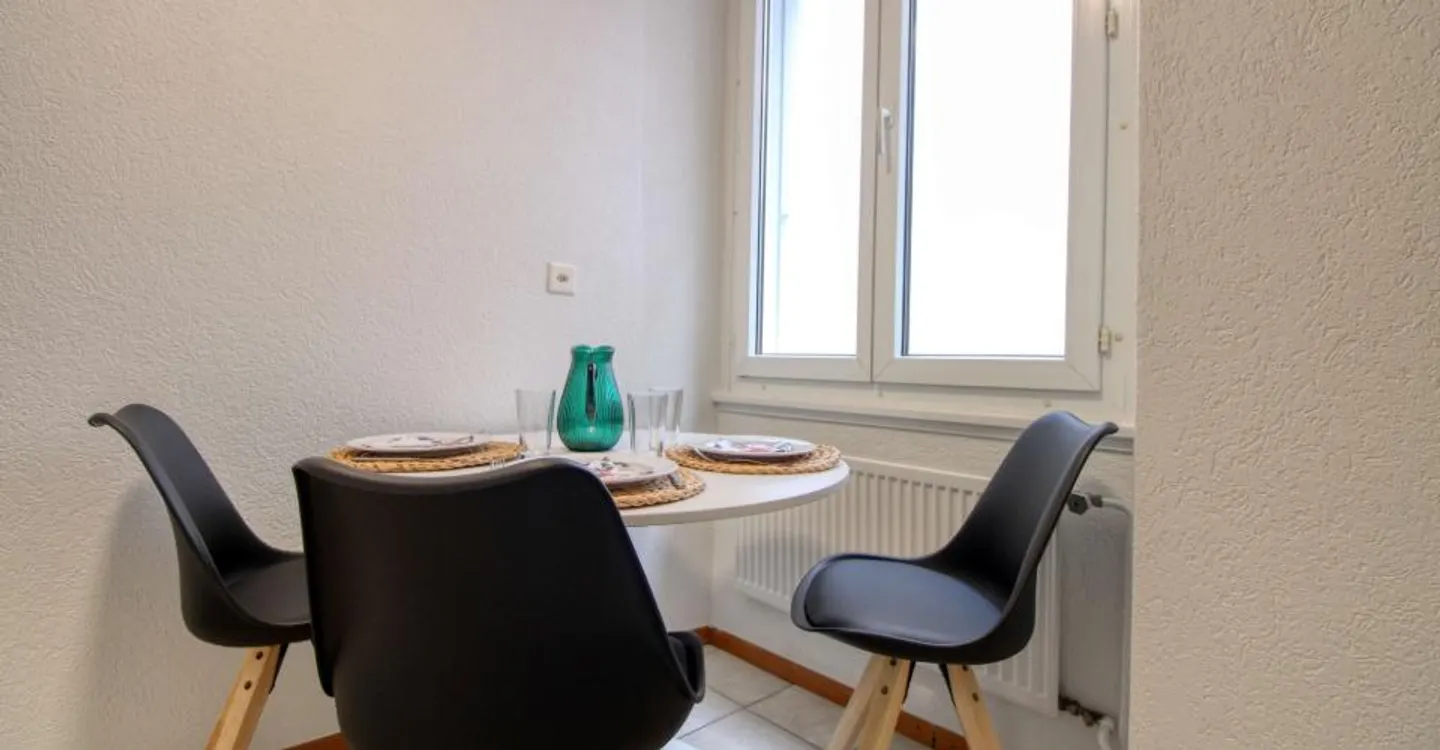 Connected Coliving Life in Lausanne's Sous-Gare District - Photo 10 of 12