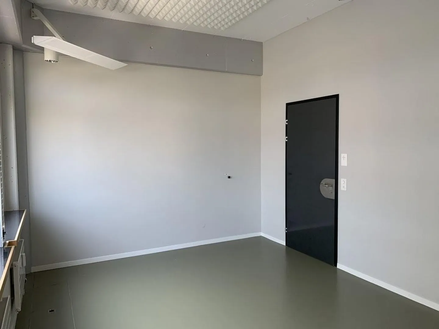 Kleinbüro à 19m2 - all-inclusive! - Foto 2 di 4