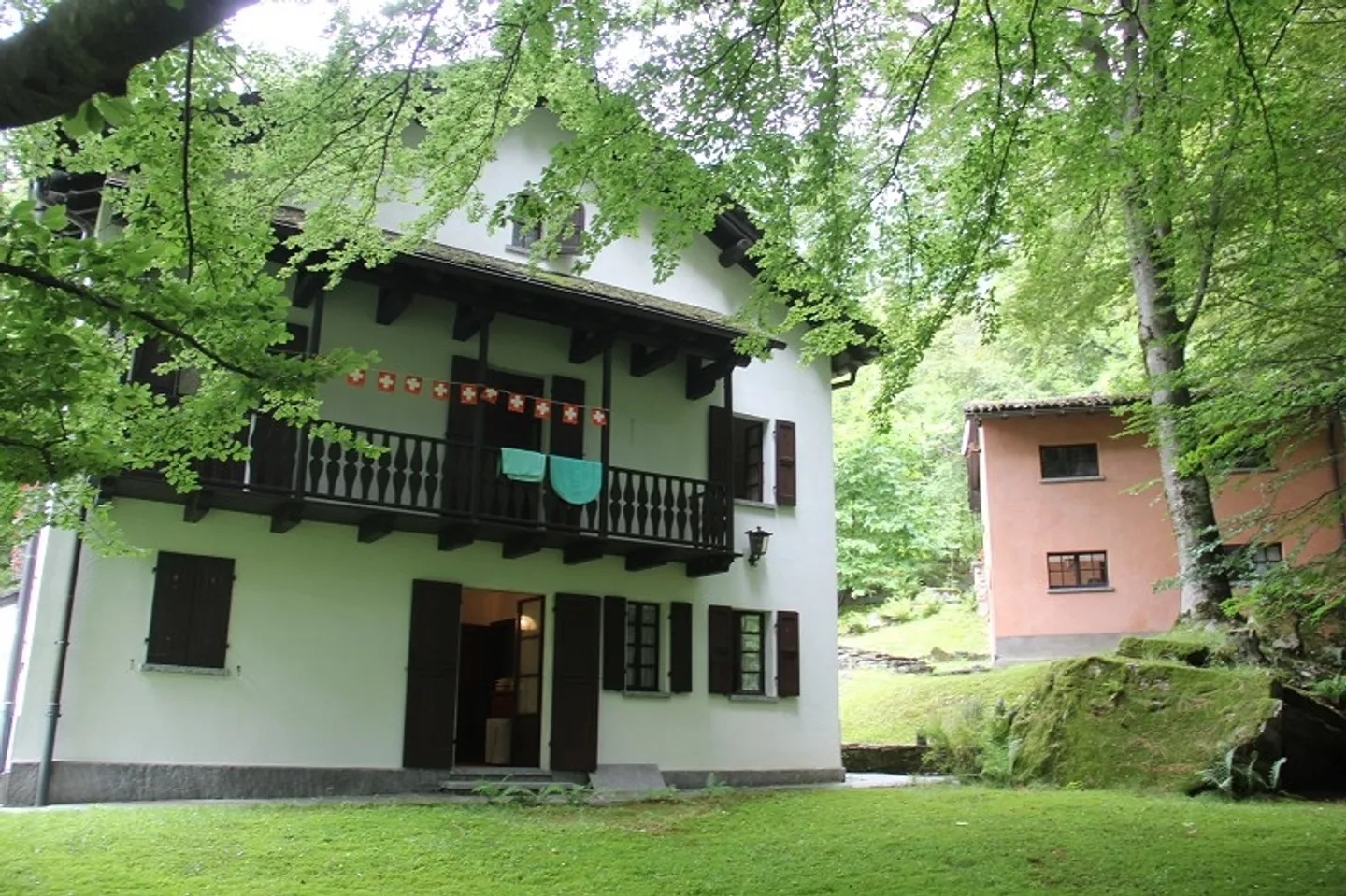 Casa di campagna in posizione idilliaca - Foto 8 di 10