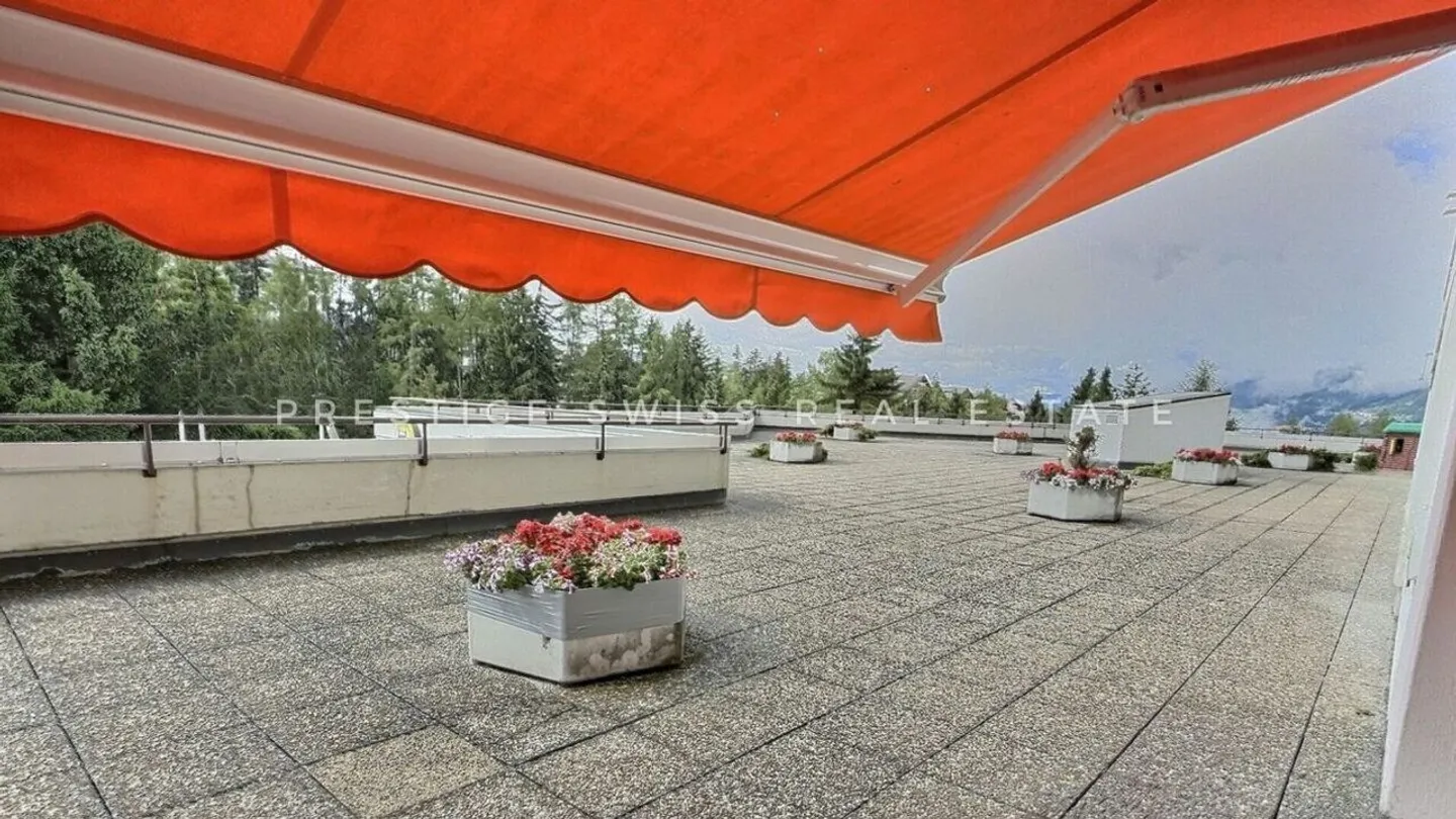 2½ locali nel centro di Crans con terrazza spaziosa - Foto 5 di 6