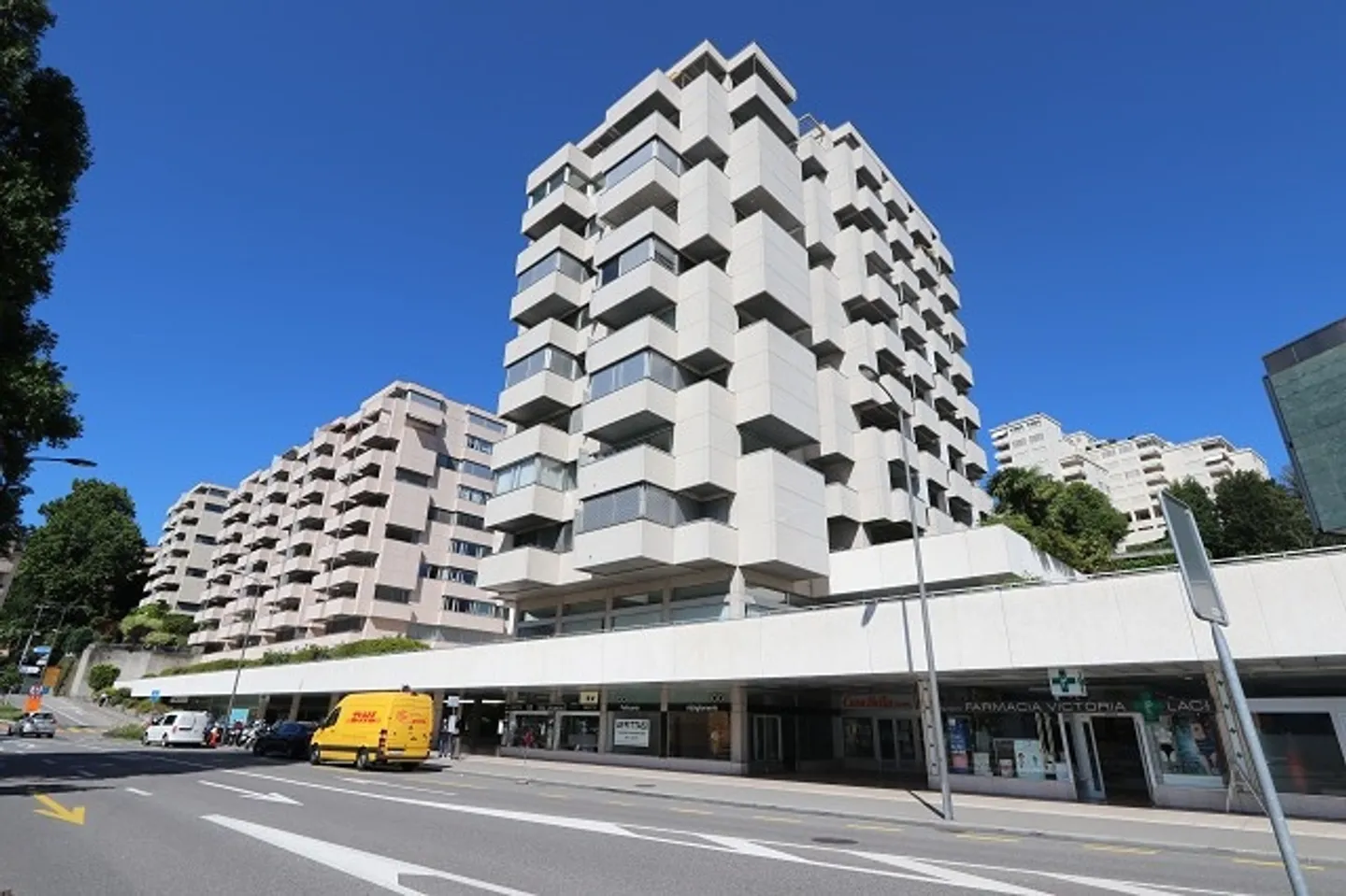 Shop/Office of 237m2 by the lake in "Central Park" Lugano - Photo 9 of 9