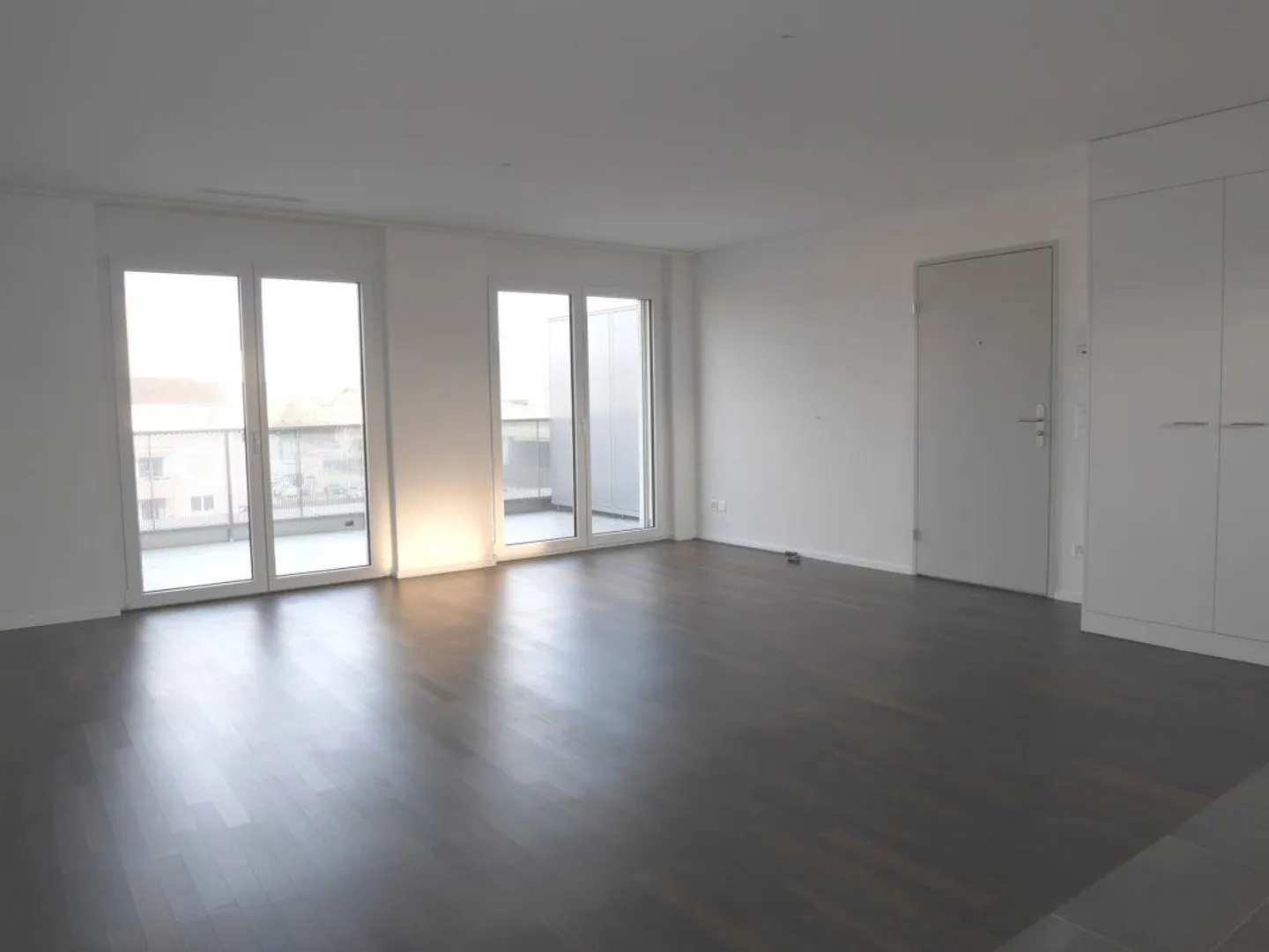 TOP Moderne 2.5-ZWG Attikawohnung - Foto 3 von 8