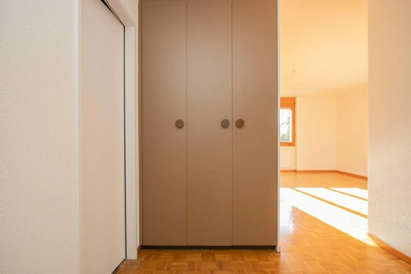 Apartment near city center - very good transport connections - Photo 9 of 12