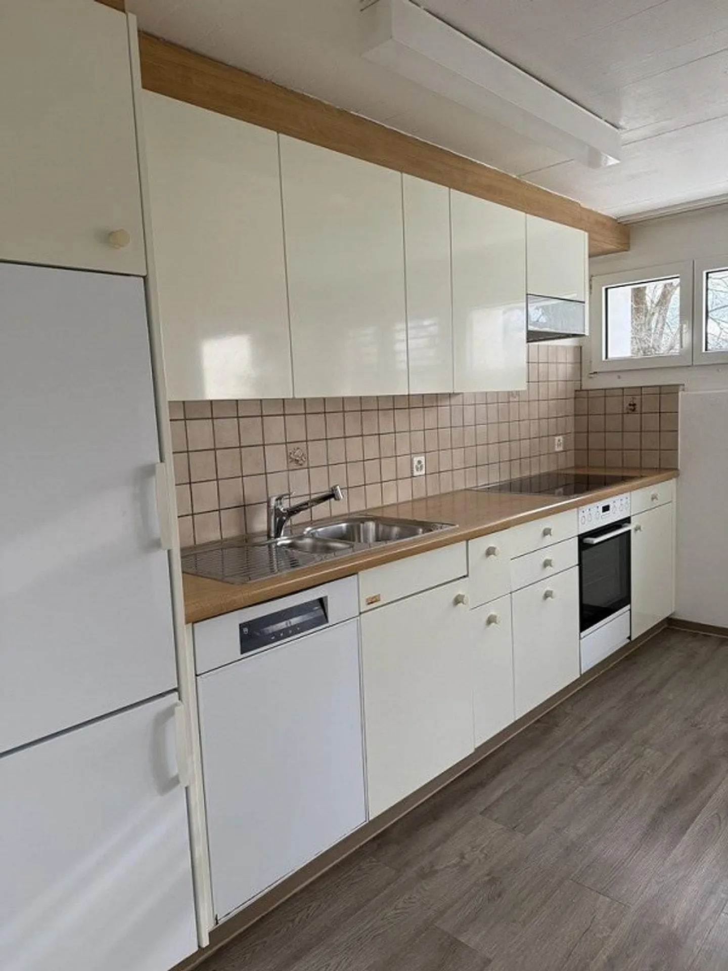 Bright apartment in a quiet location in Arbon - Photo 2 of 11