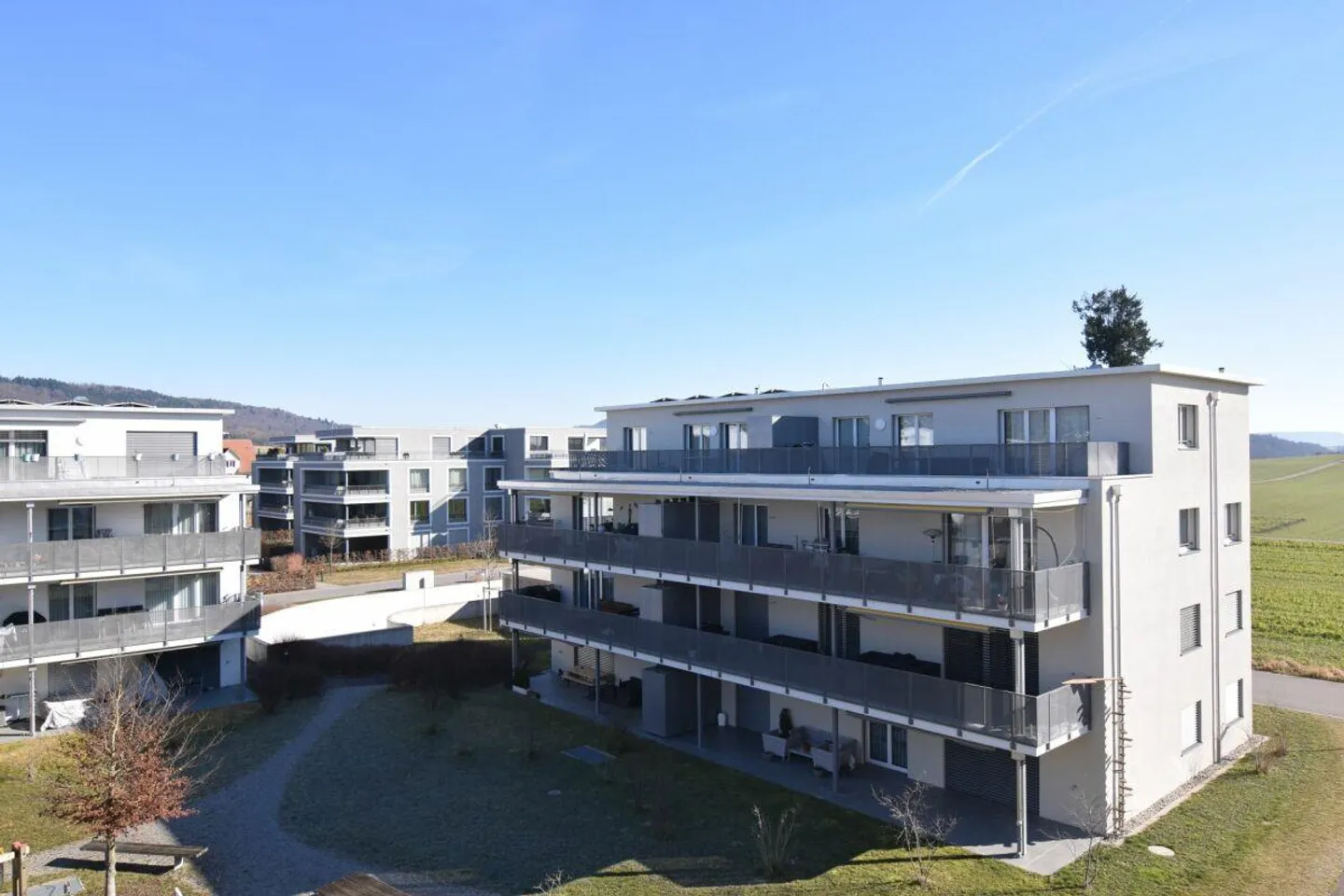 TOP Moderne 2.5-ZWG Attikawohnung - Foto 1 von 8