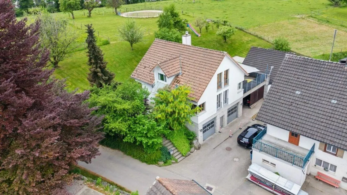 Bijou- Pferdeparadies! Einfamilienhaus mit Pferdestall - Foto 4 von 29