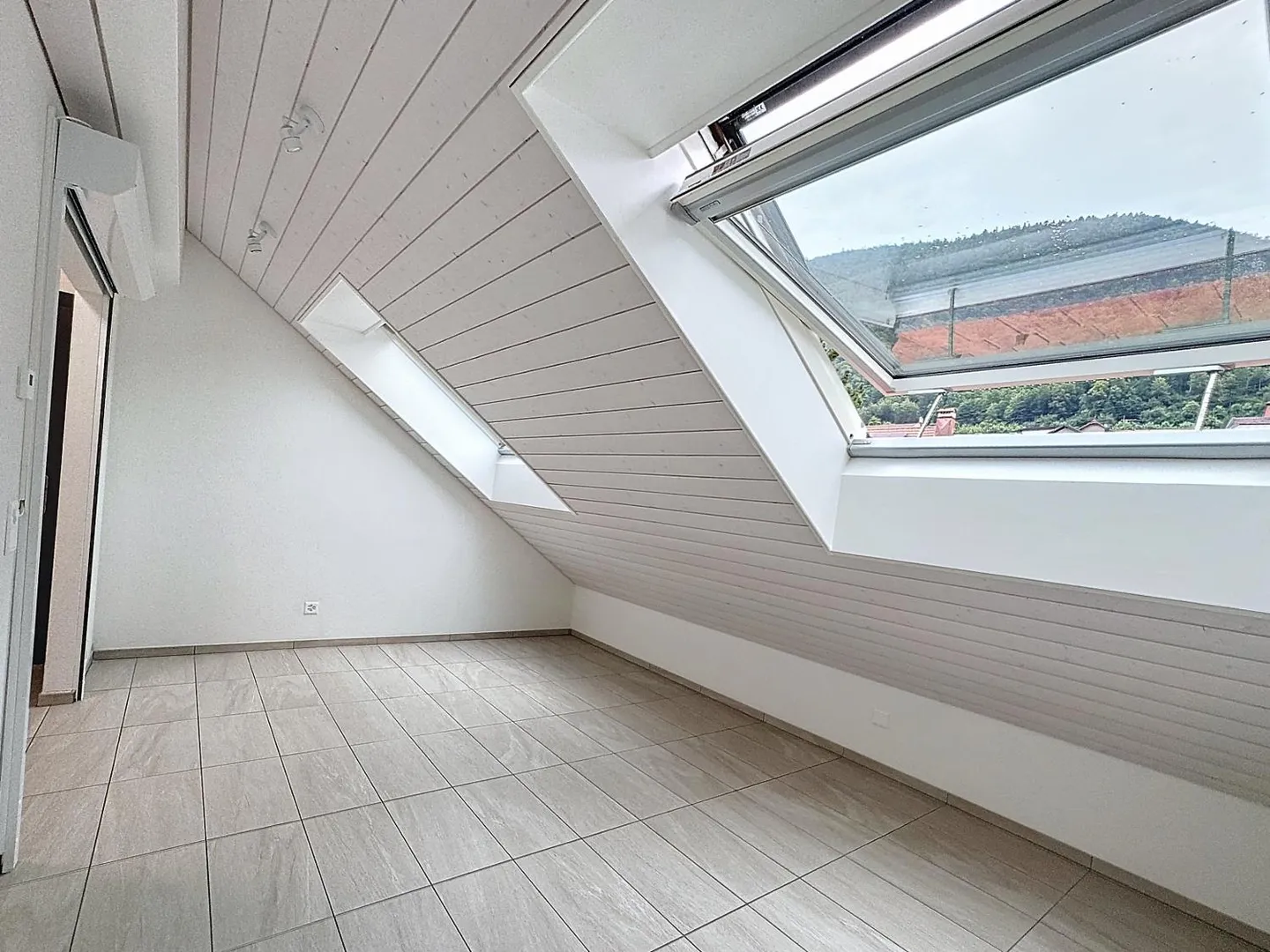 Espace Commercial Charmant - Photo 2 sur 4