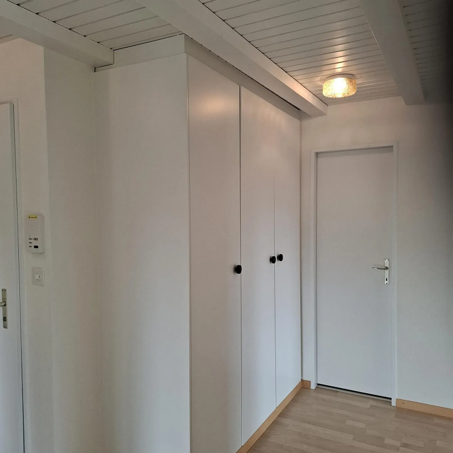 2.5 Room Attic Apartment - Photo 6 of 10