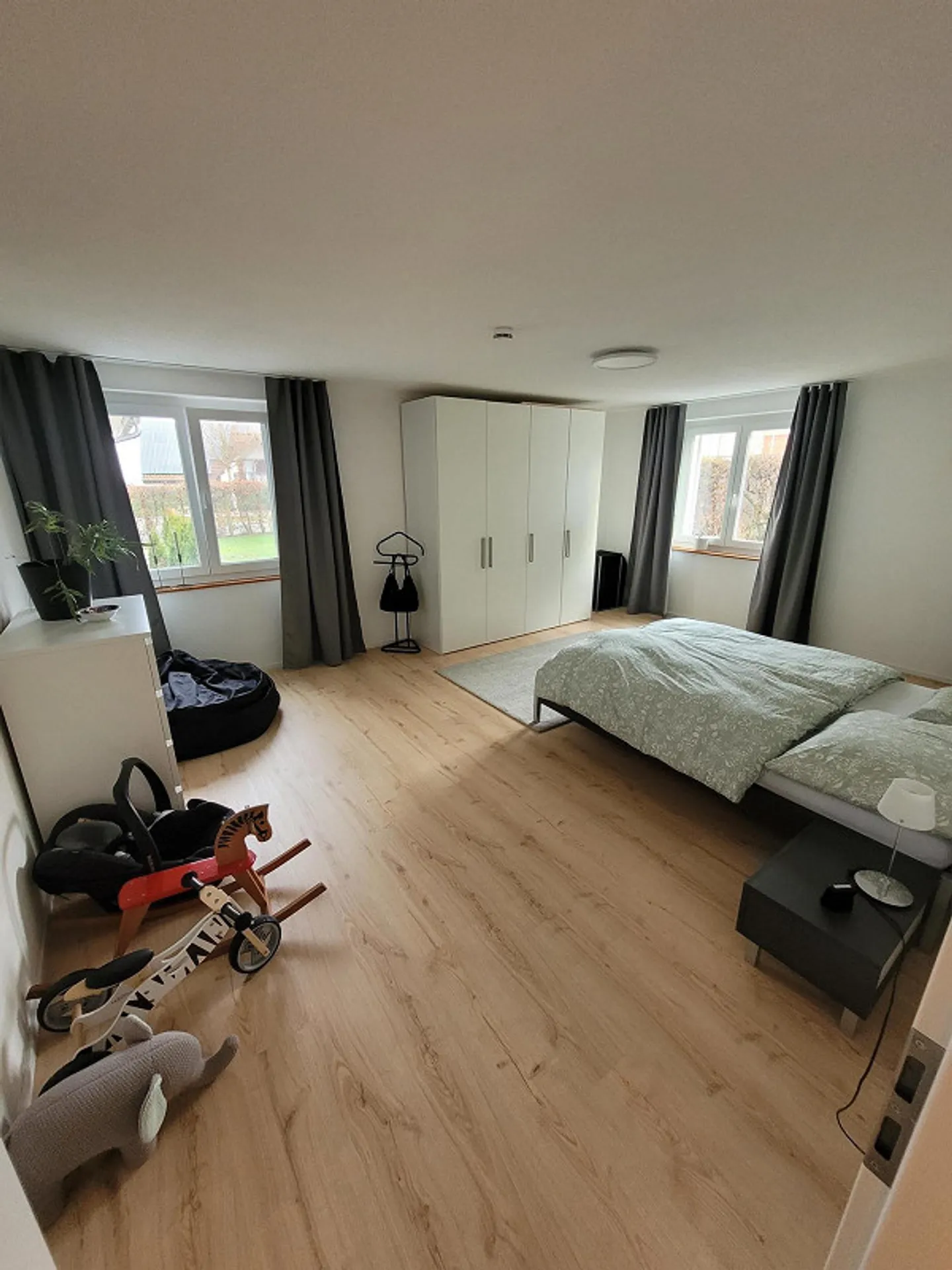 Geräumige Wohnung mit eigenem Garten - Foto 3 von 15