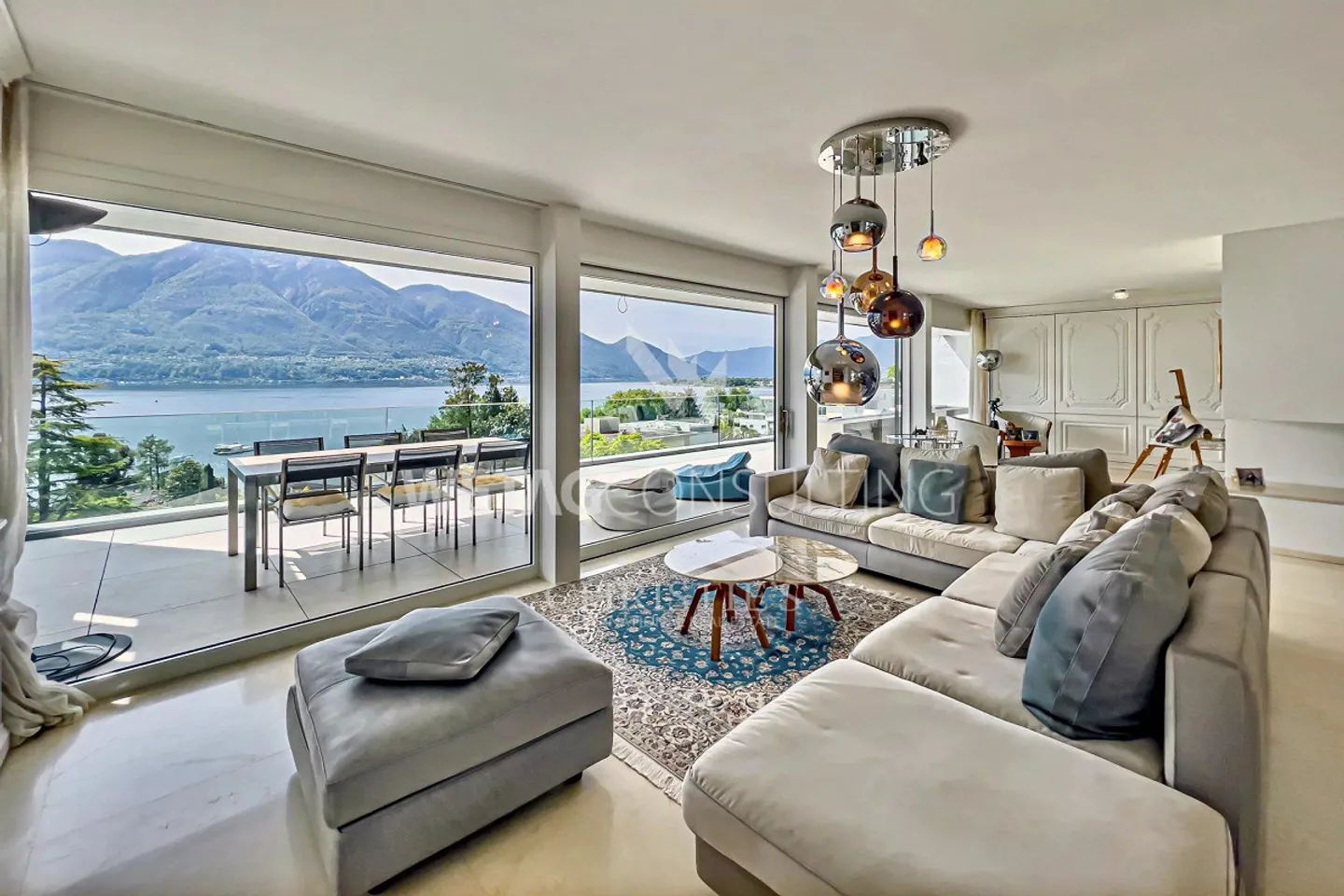 Minusio: Elegante Duplex-Penthouse di Lusso in Vendita - Foto 3 di 12