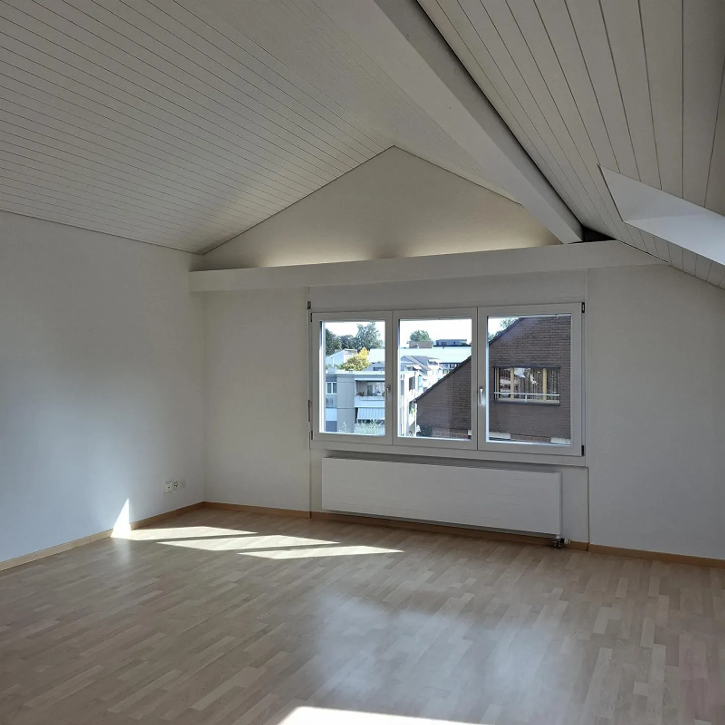 2.5 Room Attic Apartment - Photo 10 of 10