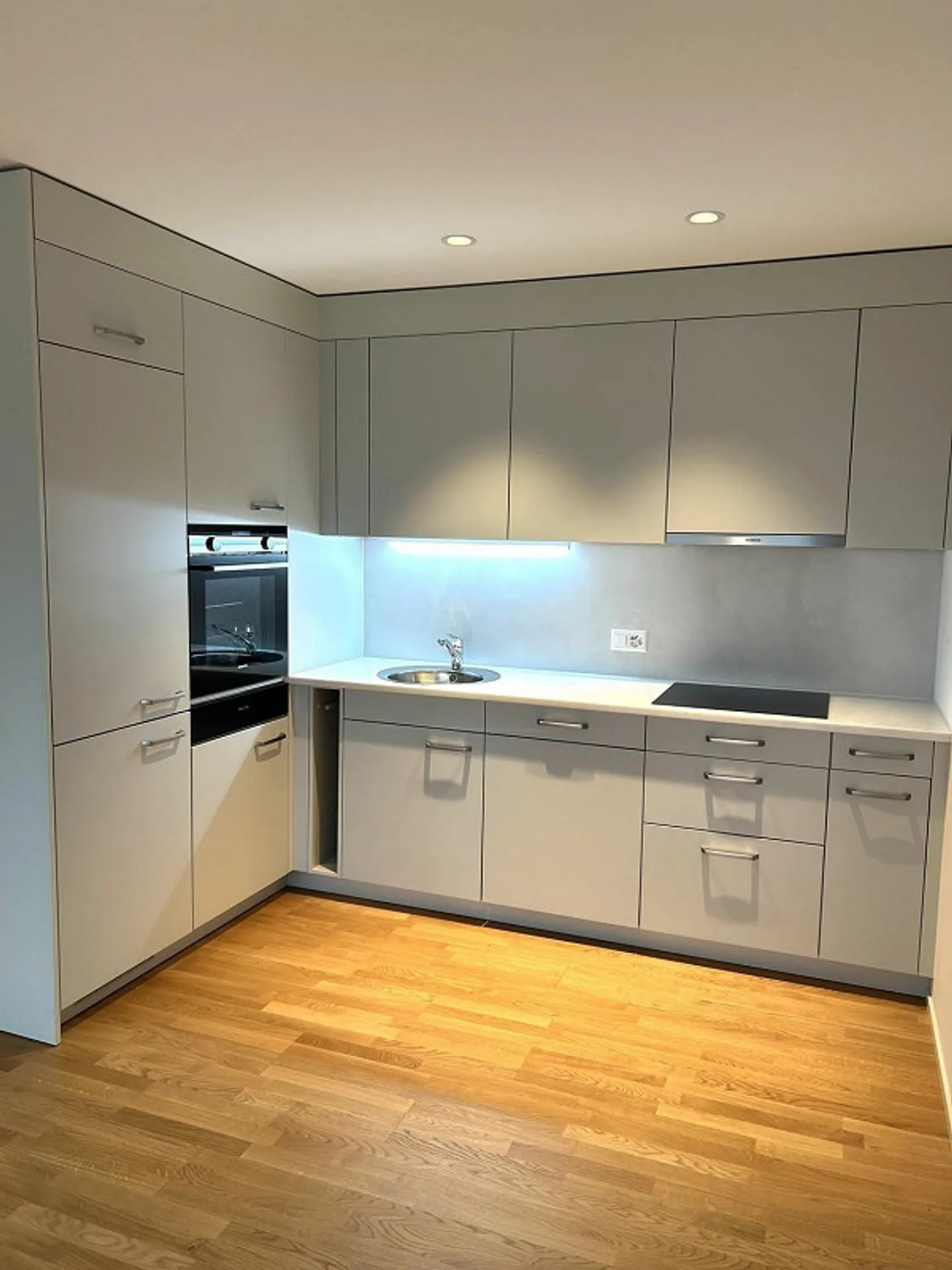 Moderno appartamento di 2,5 stanze con bella terrazza - Foto 2 di 8