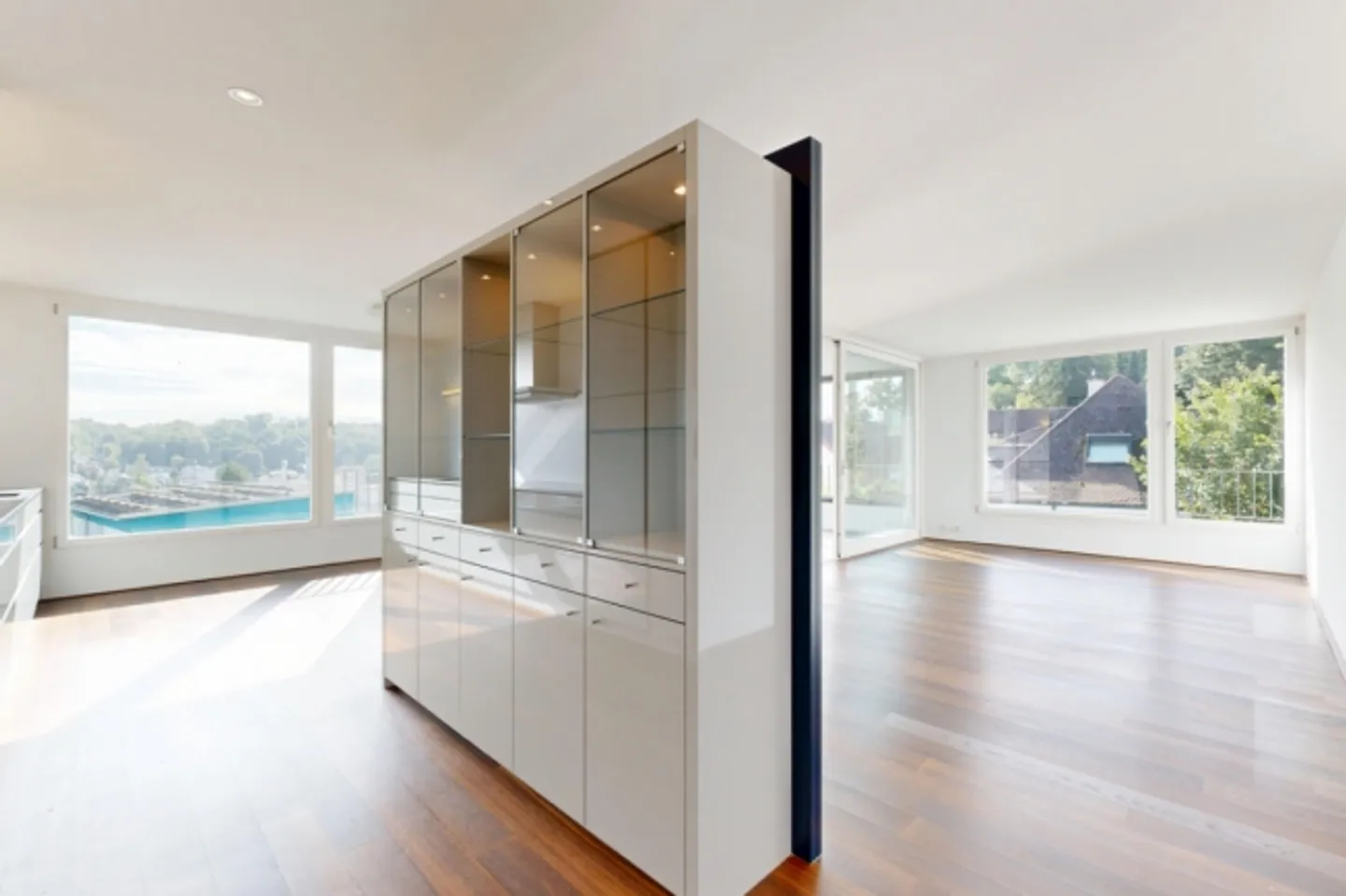 Apartment for rent - Photo 5 of 9