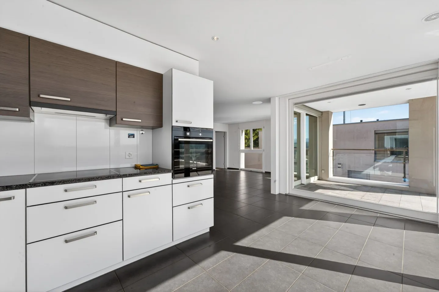 Appartement Attique Moderne avec Vue - Photo 4 sur 20