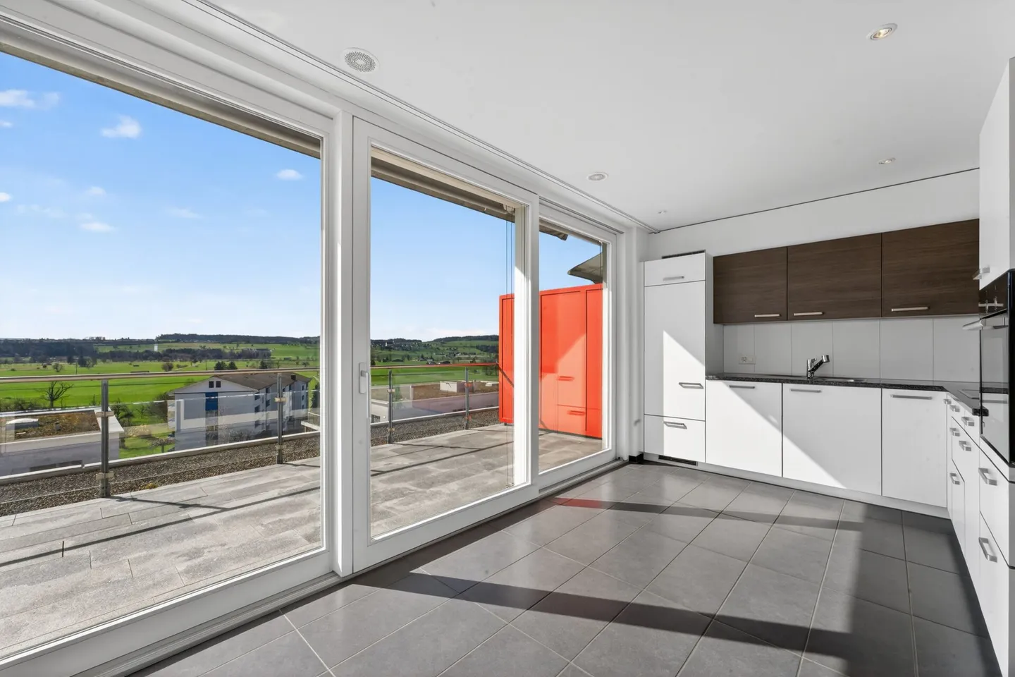 Appartement Attique Moderne avec Vue - Photo 7 sur 20