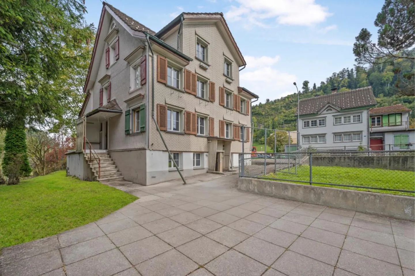 Casa con grande giardino - un paradiso per la piccola allevamento di animali - Foto 2 di 11