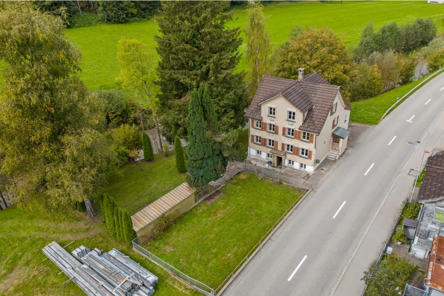 Casa con grande giardino - un paradiso per la piccola allevamento di animali - Foto 9 di 11