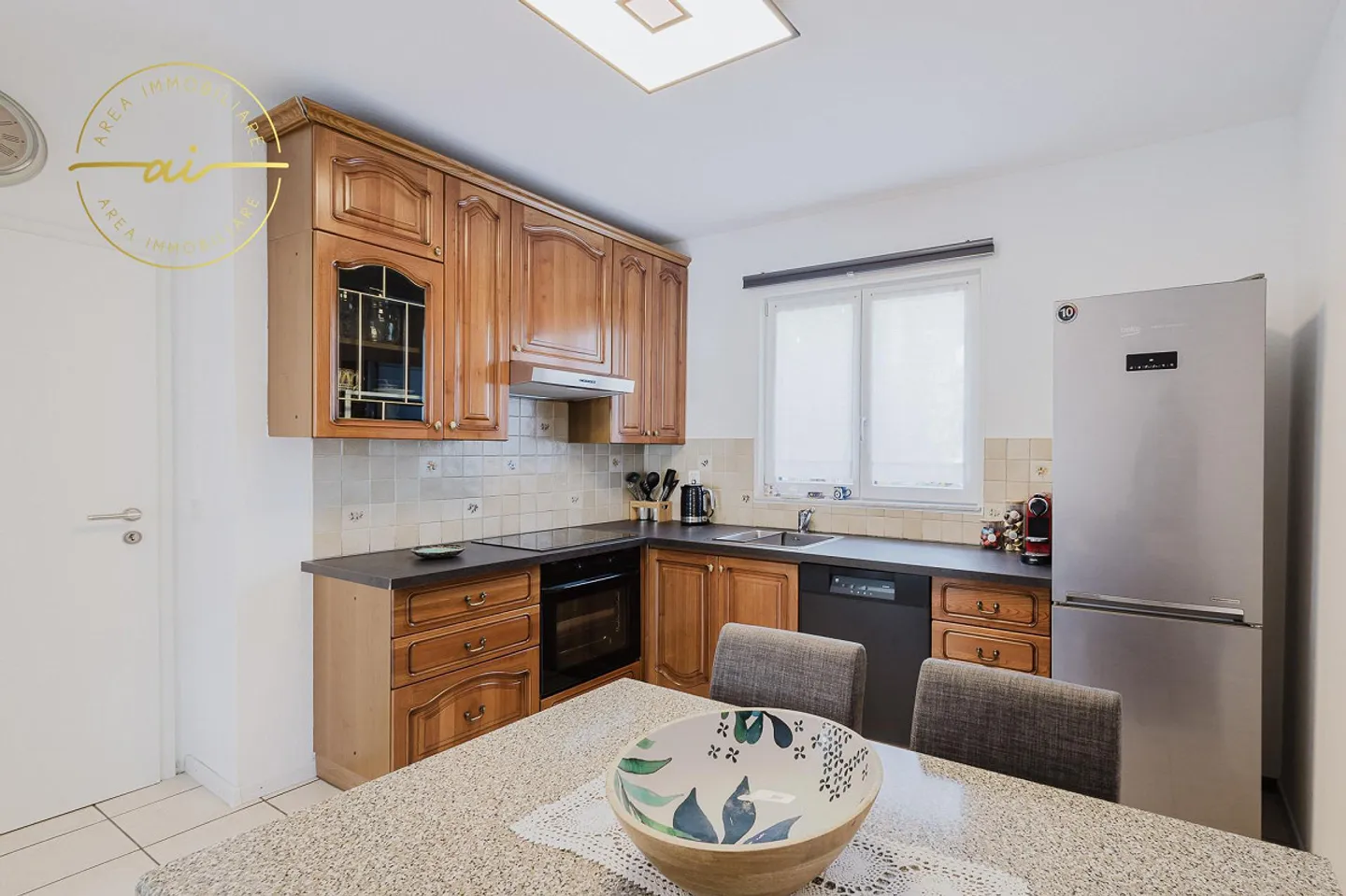 MAISON INDÉPENDANTE SPACIEUSE DE 5,5 PIÈCES AVEC GRAND JARDIN - Photo 5 sur 13