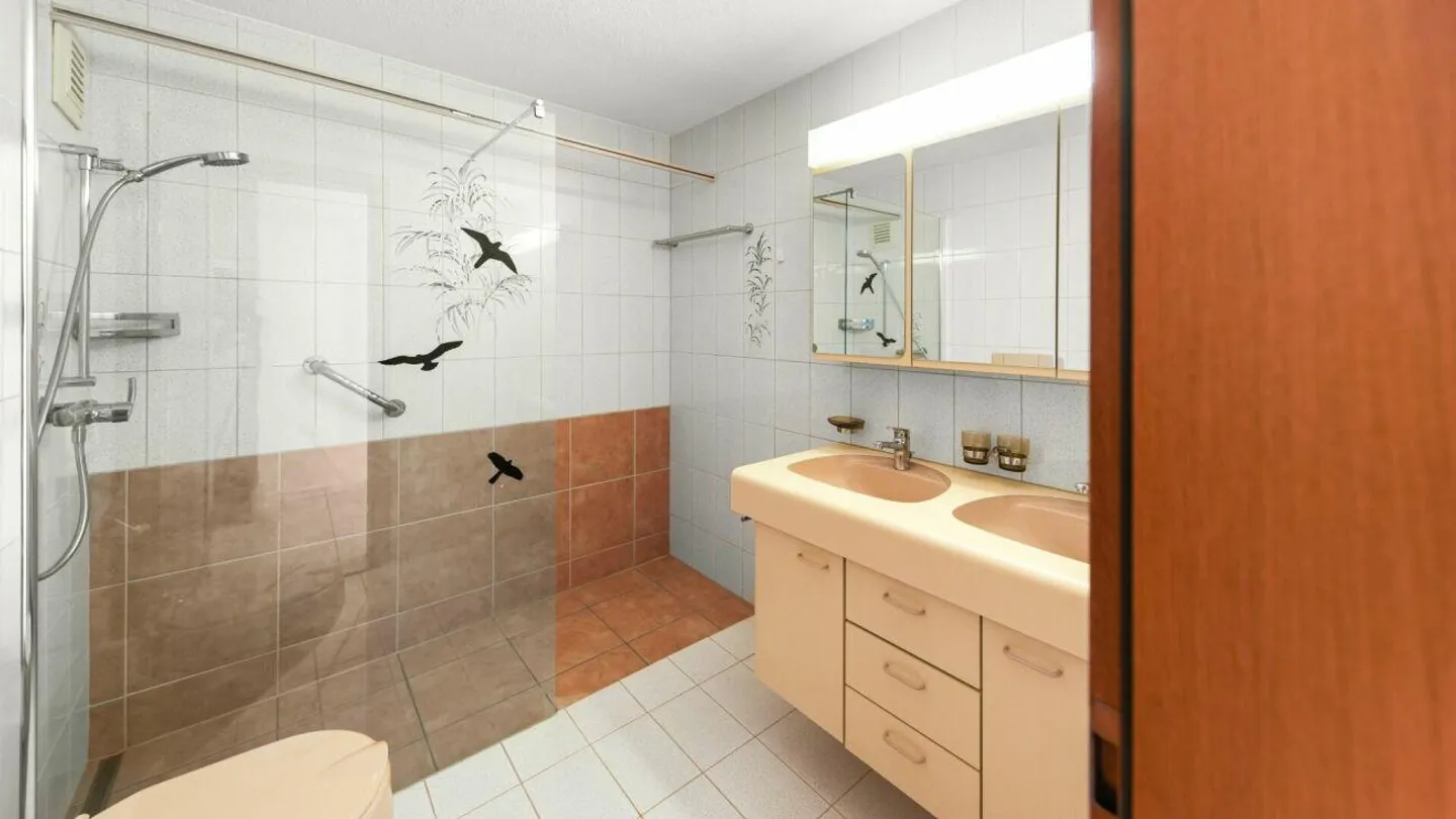 3.5-Room Garden Apartment in Immediate Proximity to the Lake - Photo 9 of 12