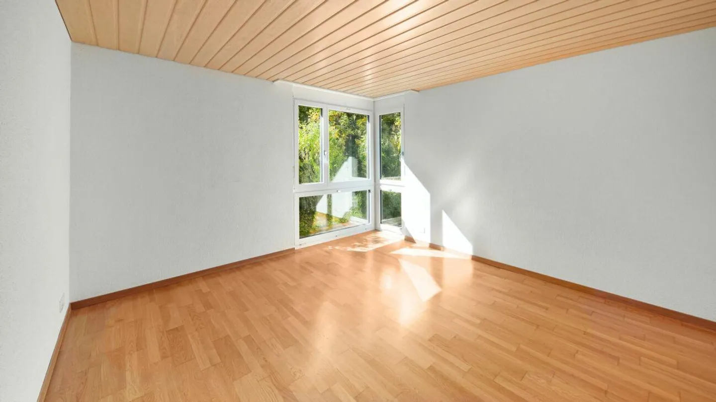 3.5-Room Garden Apartment in Immediate Proximity to the Lake - Photo 7 of 12