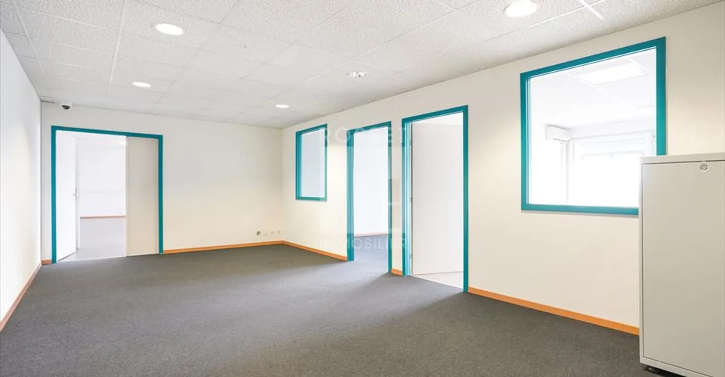 Spazioso Spazio Commerciale - Foto 1 di 9