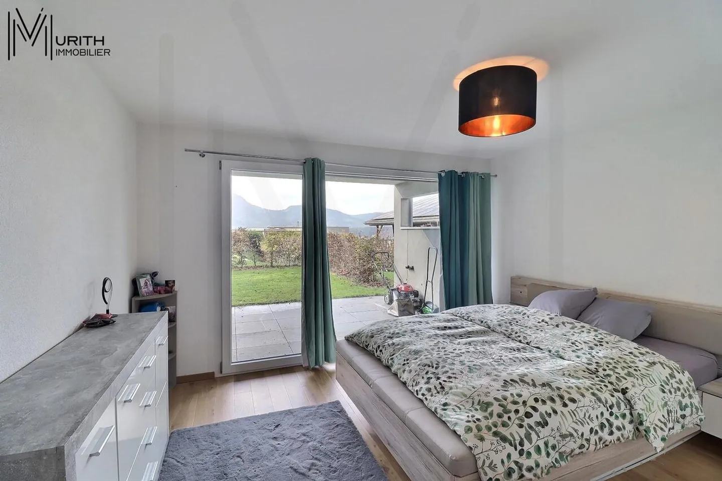 Magnificent 4.5-room apartment on the ground floor with garden and terrace - Photo 1 of 10