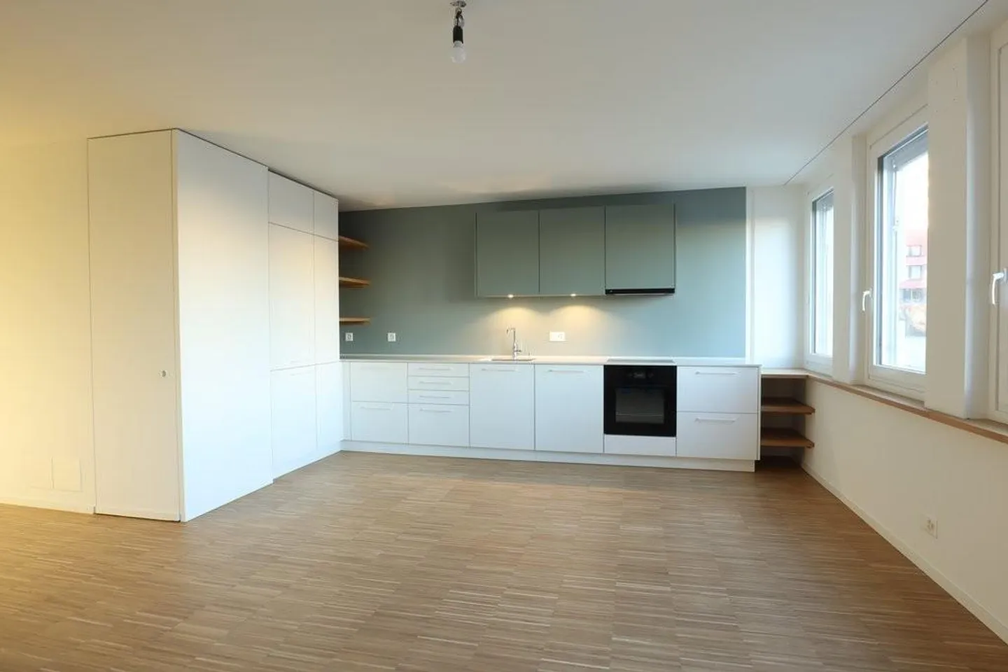 Bright apartment with garden seating area and washing tower after first occupancy - Photo 1 of 8