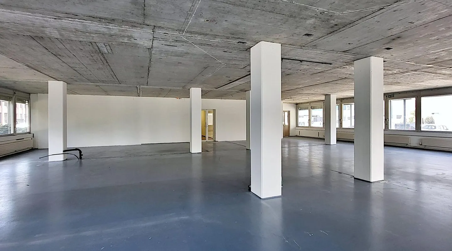 Vielseitige Gewerbefläche in Glattbrugg - Foto 3 von 8