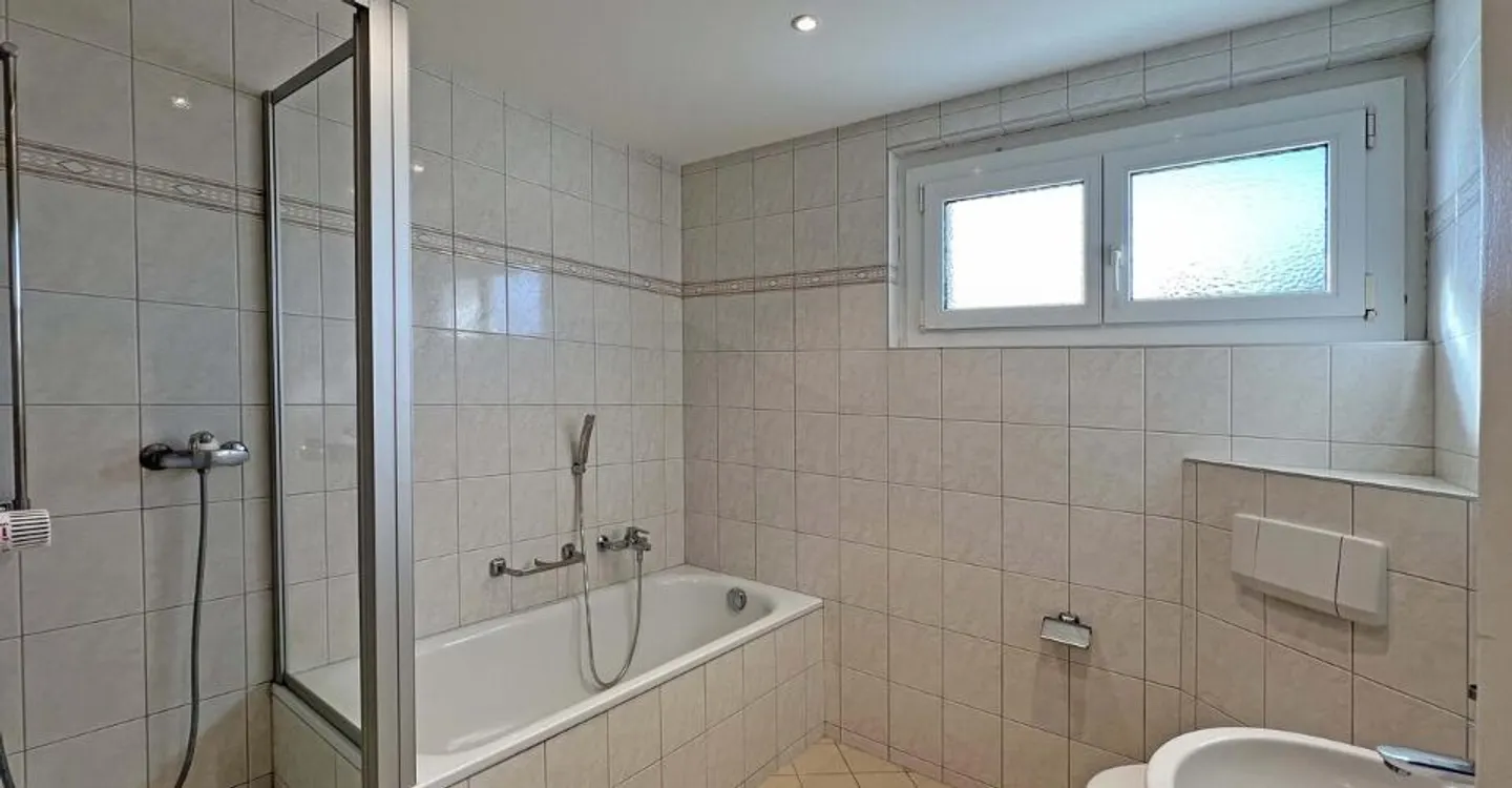 4,5-Zimmer-Wohnung im obersten Stockwerk des Gebäudes - Foto 5 von 12