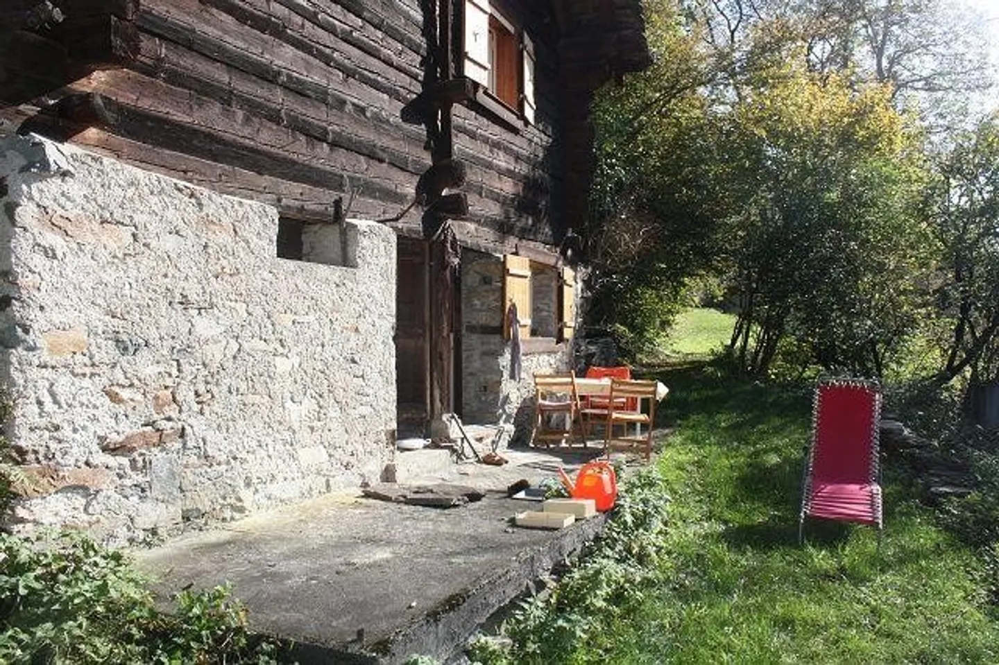 Parte di casa con vista e terreno prativo - Foto 4 di 6