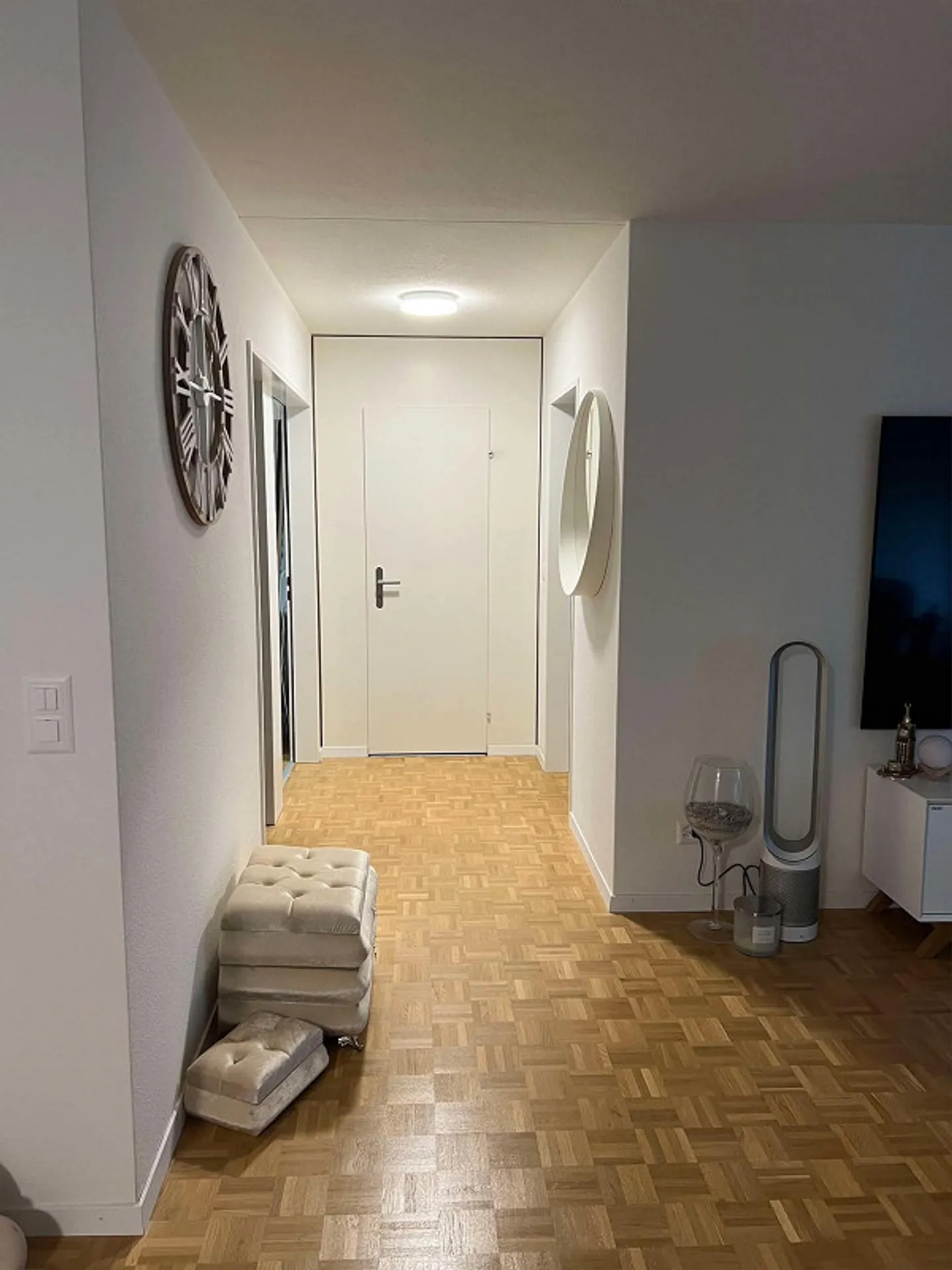 Geräumige Gartenwohnung in Menzingen - Foto 3 von 8