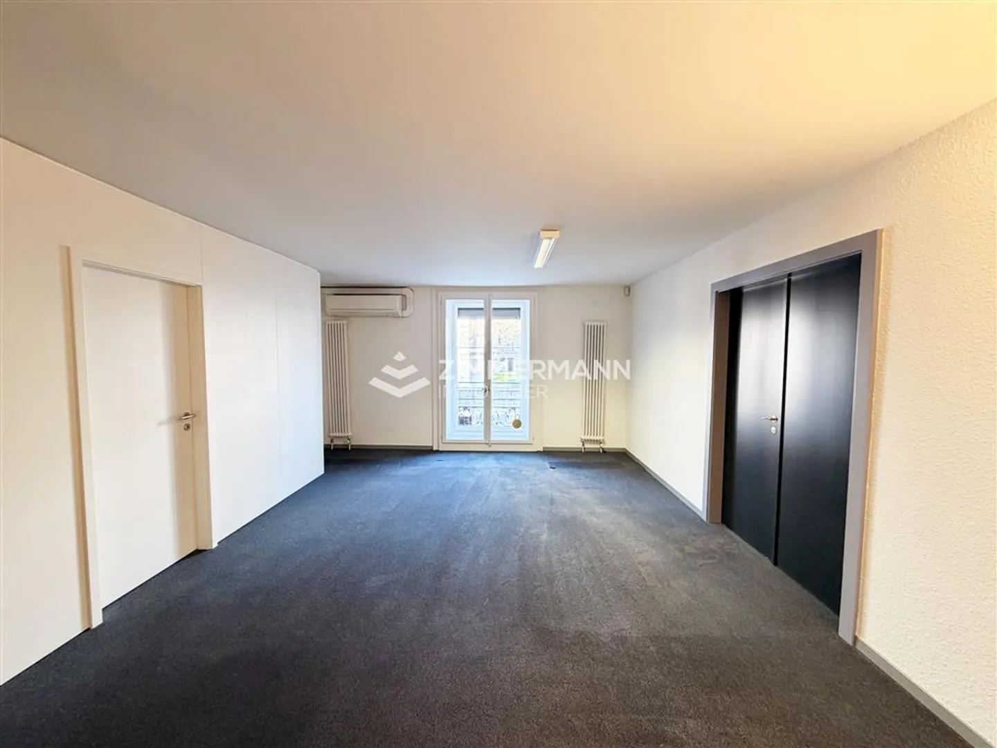 Bureaux, 120 - Photo 5 sur 8