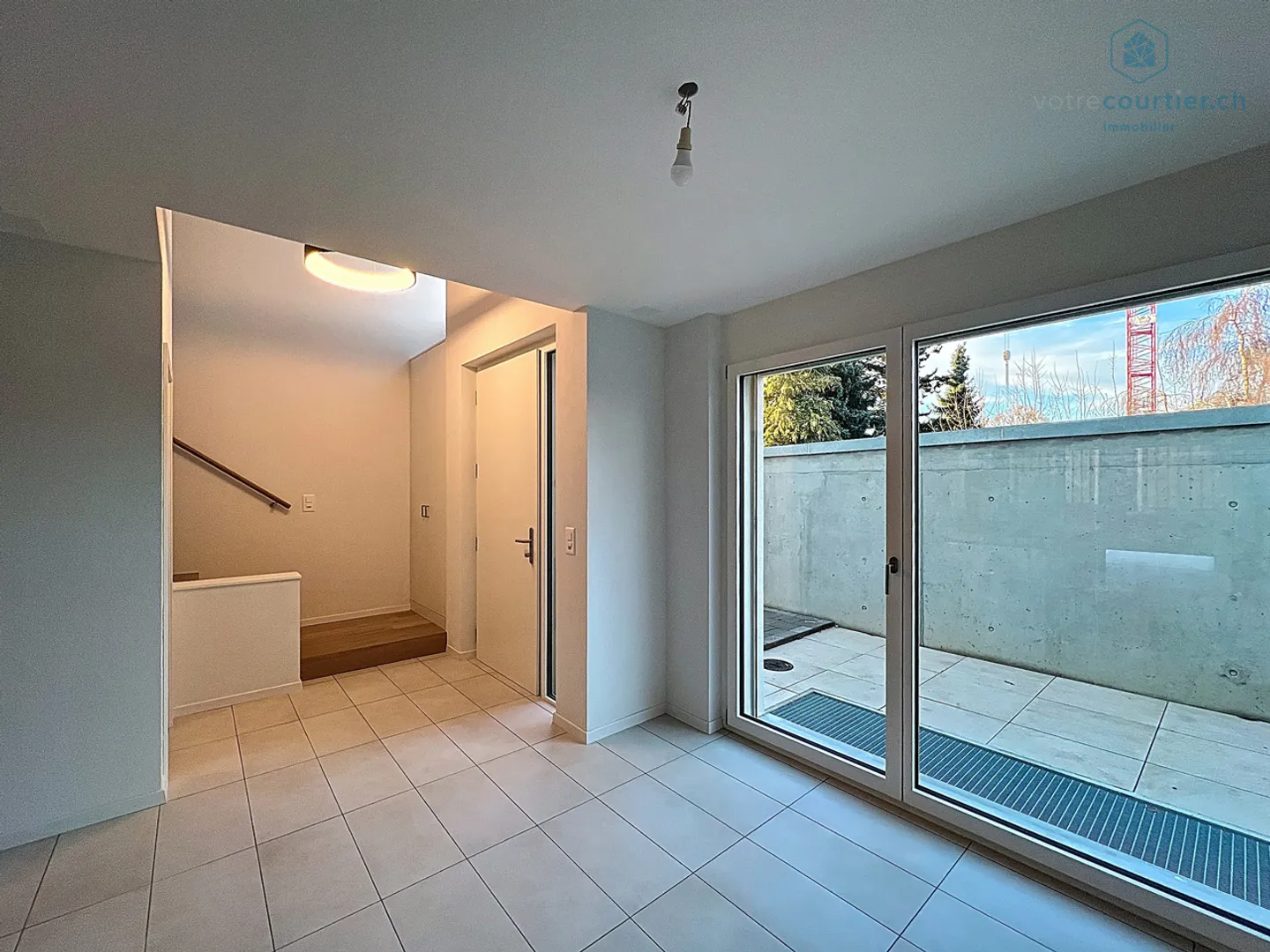 Available immediately, new villa in a quiet area without nuisance - Photo 6 of 15