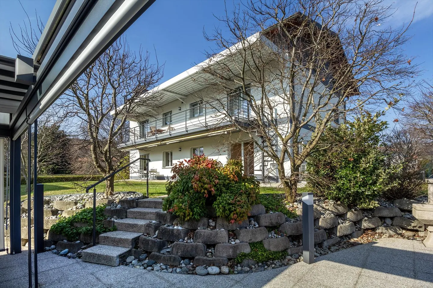 Semi-Detached House 8 Rooms - Photo 1 of 12