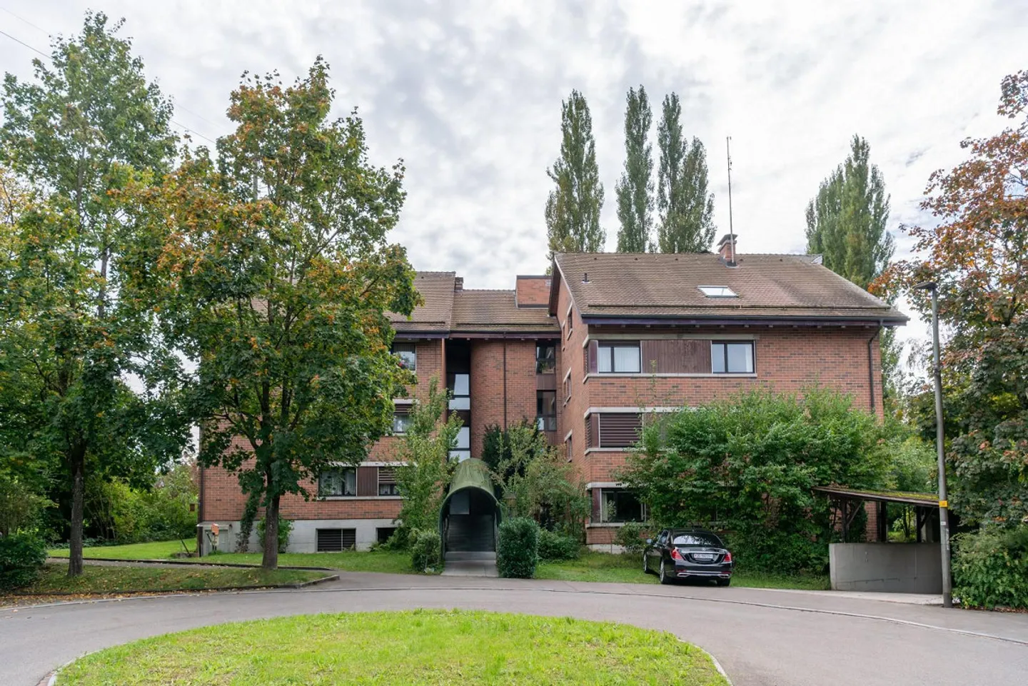 Komfortable 2½-Zimmer-Wohnung - Foto 2 von 4