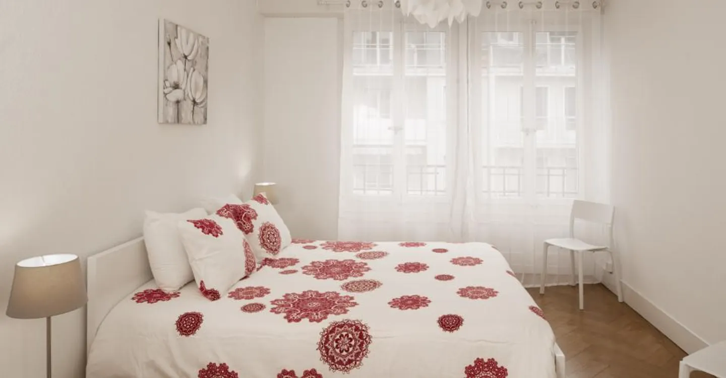 MODERN 2.5 ROOMS in SERVETTE - Photo 3 of 5
