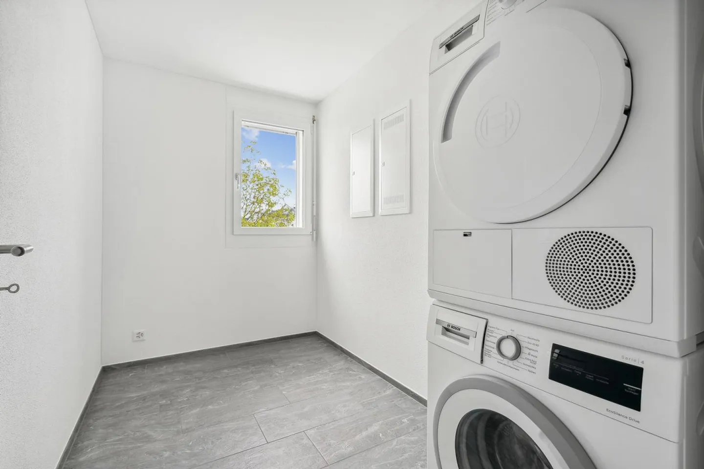 Central, modern 3.5 room apartment - Photo 6 of 26